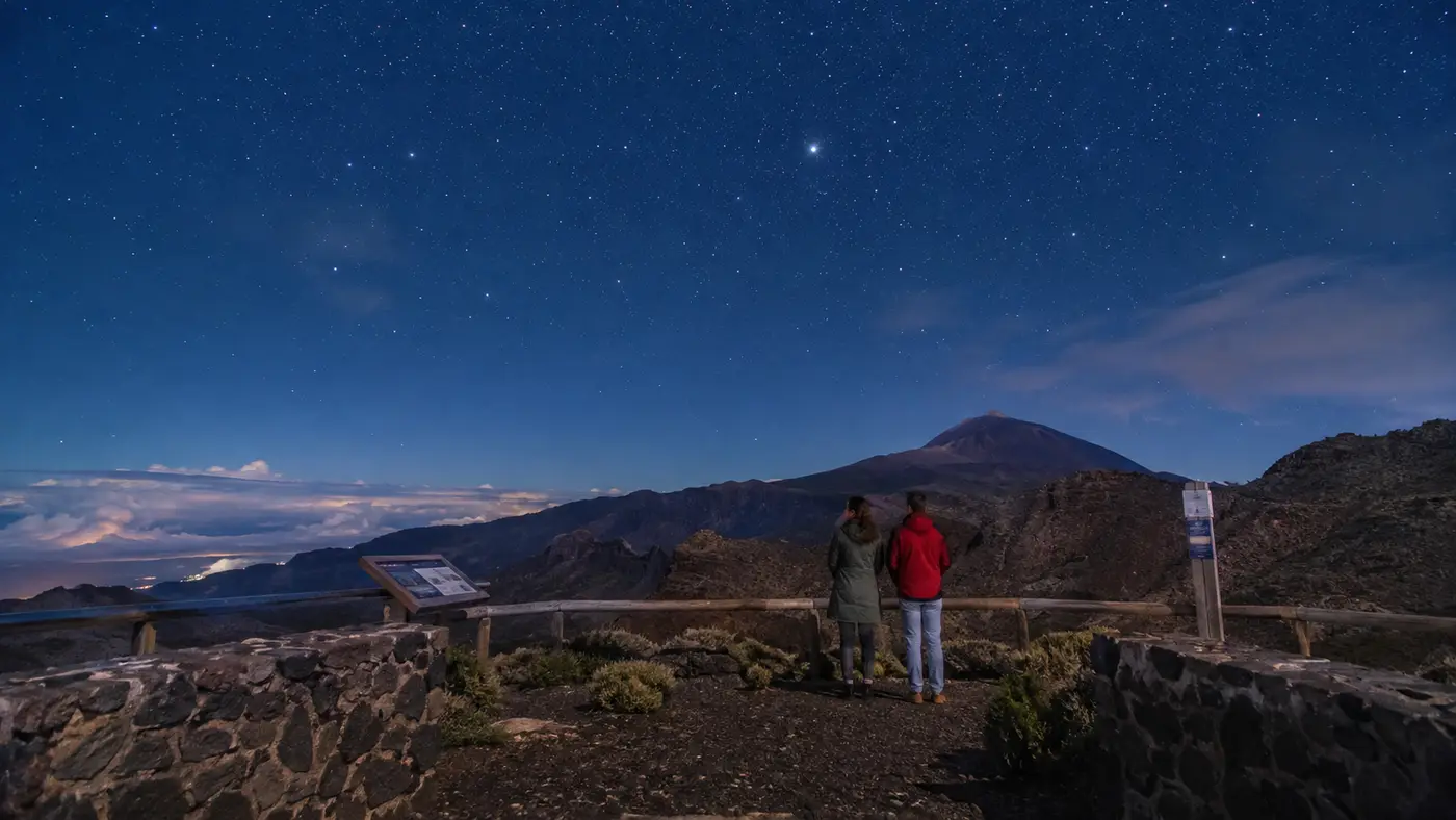 Top Stargazing Hotels in Tenerife: Parador & Night Sky Stays